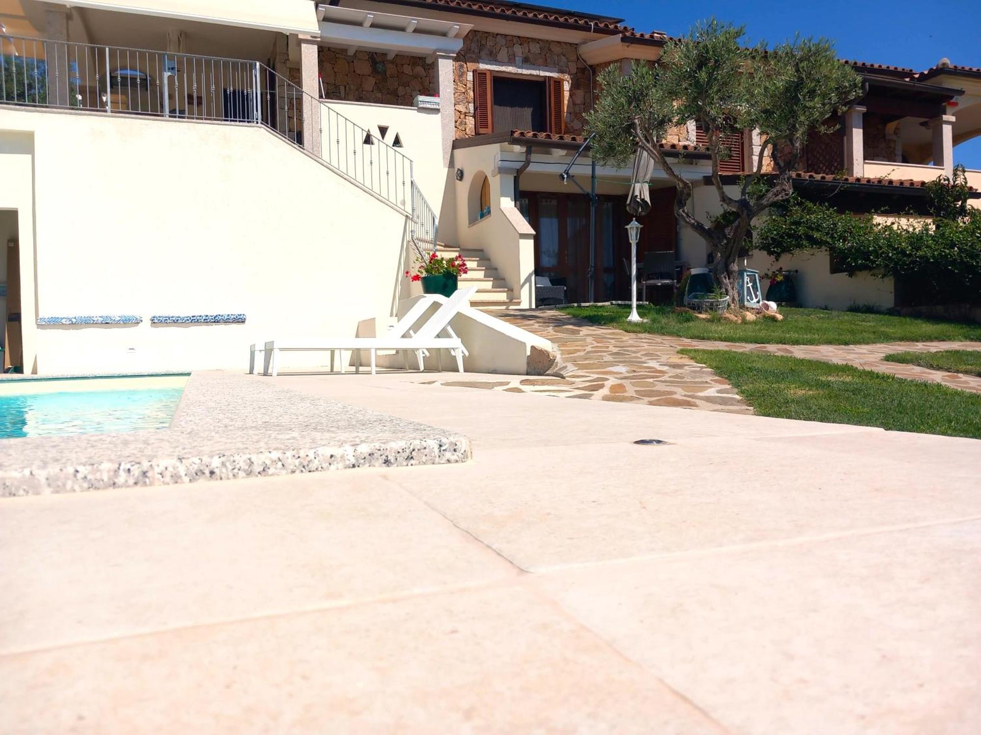 Appartamento Lu Fraili San Teodoro  Extérieur photo